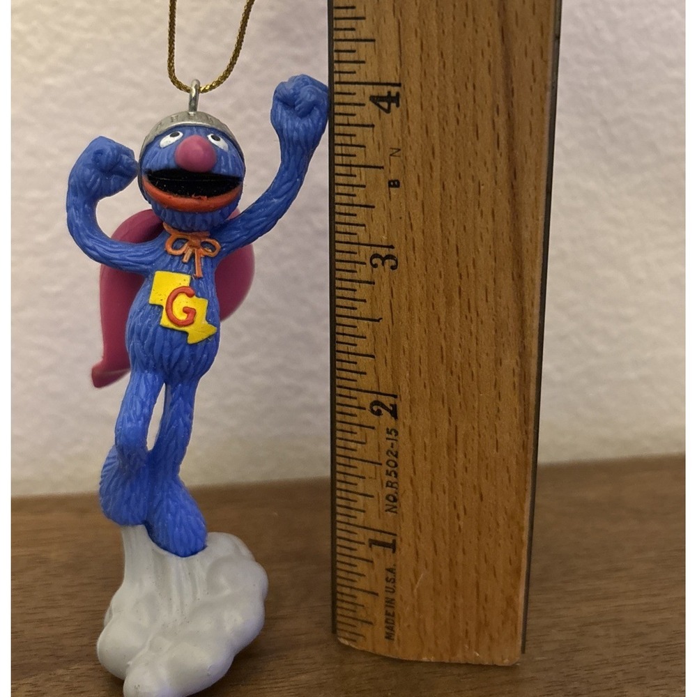 Vintage Super Grover Sesame Street PVC Figure Muppets Applause PBS Ornament Cake - Picture 5 of 5